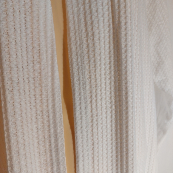 Rickis white waffle knit cardi duster. - Picture 5 of 6